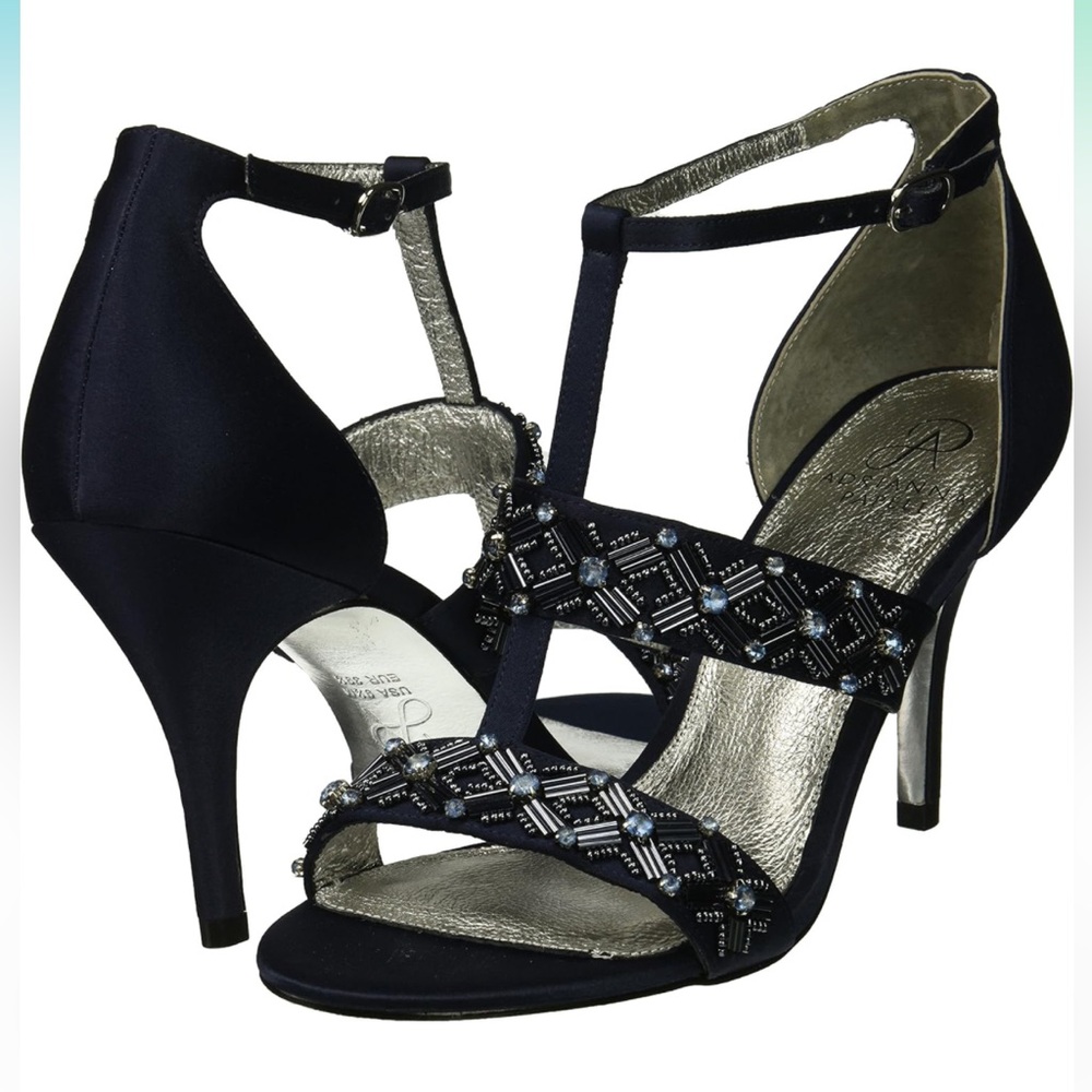 Adrianna Papell Amabel Heeled Sandal